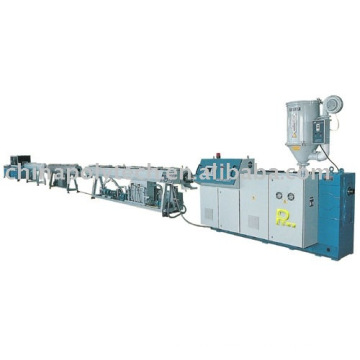 Plastic pipe extrusion machine